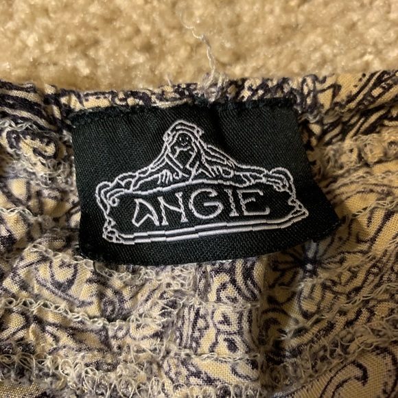 Shorts - Picture 3 of 3